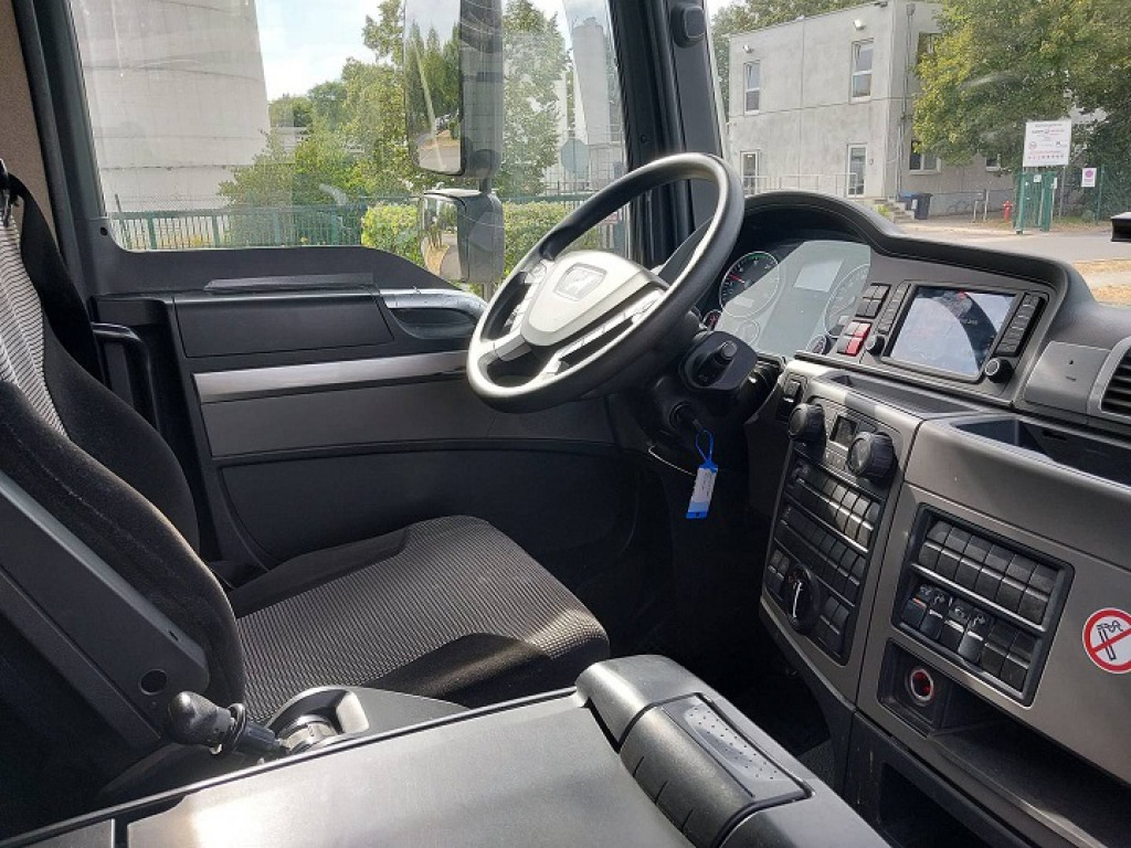 MAN TGL 8.190 Koffer/Seitentür/LBW - Вантажівка з закритим кузовом: фото 5 MAN TGL 8.190 Koffer/Seitentür/LBW - Вантажівка з закритим кузовом: фото 5
