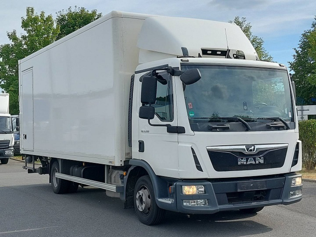 MAN TGL 8.190 Koffer/Seitentür/LBW - Вантажівка з закритим кузовом: фото 2 MAN TGL 8.190 Koffer/Seitentür/LBW - Вантажівка з закритим кузовом: фото 2