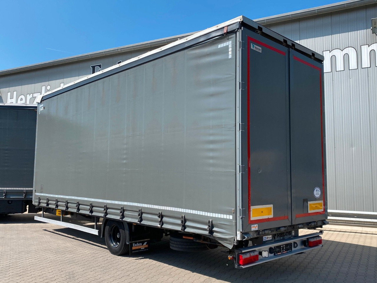 MAN TGM 15.250 + Redos Anhänger GESAMTZUG|Durchlader - Тентована вантажівка: фото 5 MAN TGM 15.250 + Redos Anhänger GESAMTZUG|Durchlader - Тентована вантажівка: фото 5