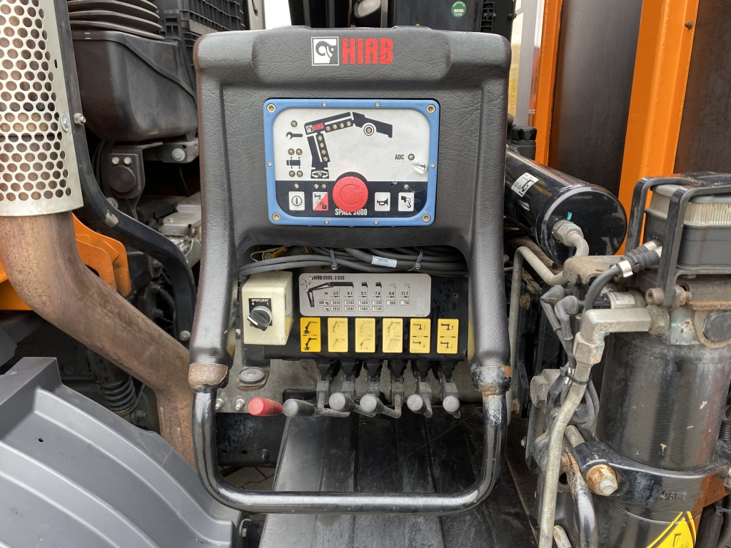 MAN TGM 15.290 4x2 BL / HIAB Faltkran - Бортова вантажівка/ Платформа, Вантажівка з маніпулятором: фото 2 MAN TGM 15.290 4x2 BL / HIAB Faltkran - Бортова вантажівка/ Платформа, Вантажівка з маніпулятором: фото 2