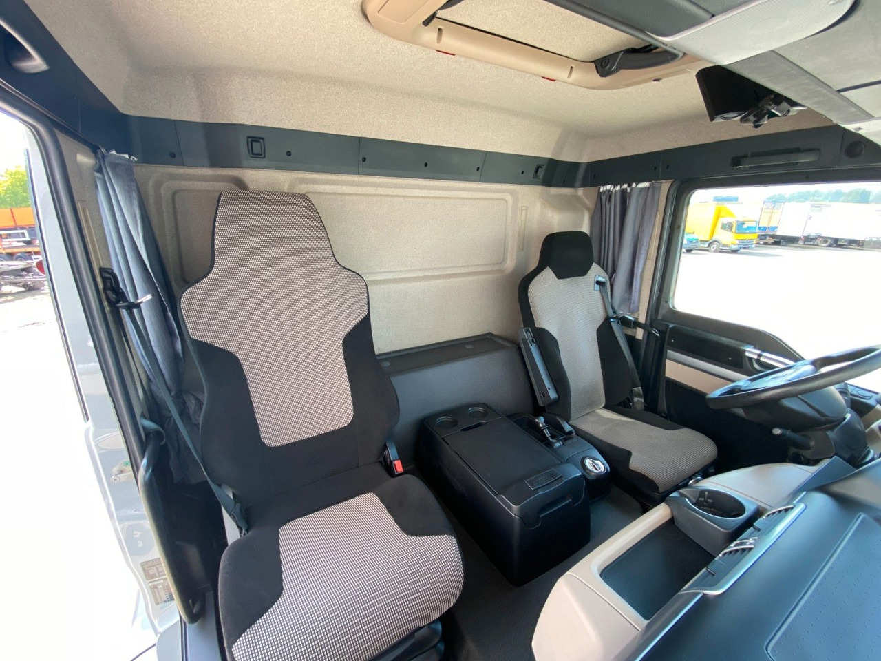 Скіповий навантажувач вантажівка MAN TGS 35.420 8x4 BL | MEILLER*Rollplane*Navi*Klima: фото 15