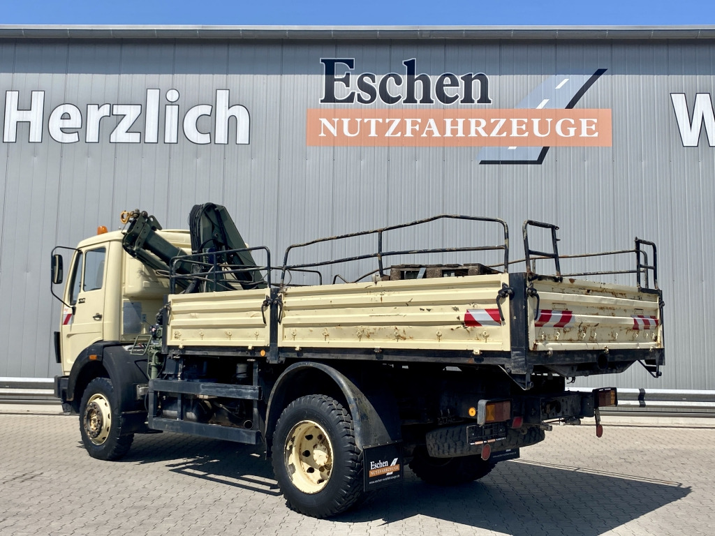 Mercedes-Benz 1017 A 4x4 / HIAB 060-2 Kran - Бортова вантажівка/ Платформа, Вантажівка з маніпулятором: фото 3 Mercedes-Benz 1017 A 4x4 / HIAB 060-2 Kran - Бортова вантажівка/ Платформа, Вантажівка з маніпулятором: фото 3