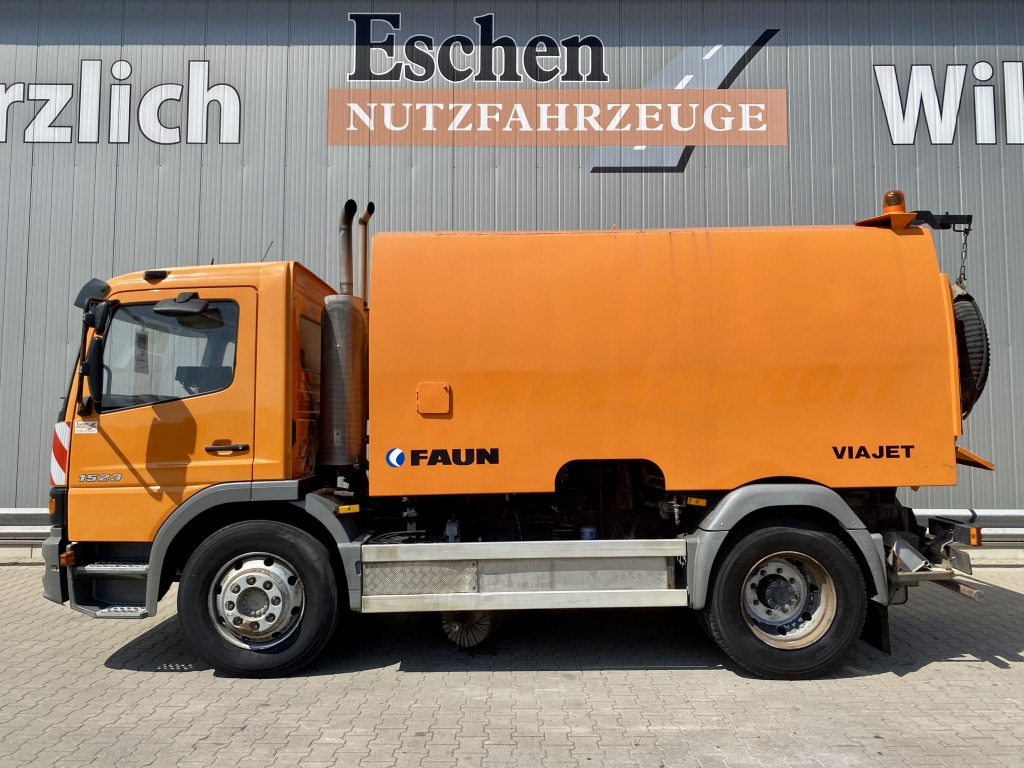 Mercedes-Benz 1523 L - Підмітально-прибиральна машина: фото 2 Mercedes-Benz 1523 L - Підмітально-прибиральна машина: фото 2