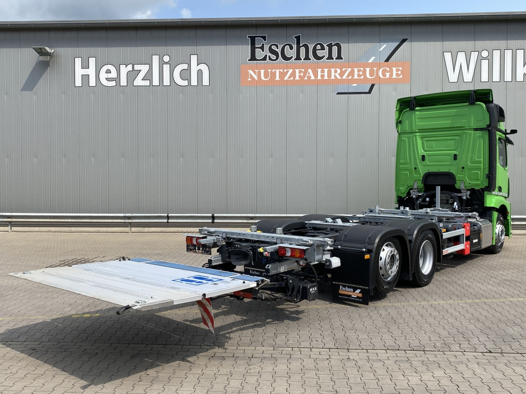 Mercedes-Benz 2542 LL 6x2 Actros 5 / BÄR-LBW - Контейнеровоз/ Змінний кузов вантажівка: фото 5 Mercedes-Benz 2542 LL 6x2 Actros 5 / BÄR-LBW - Контейнеровоз/ Змінний кузов вантажівка: фото 5