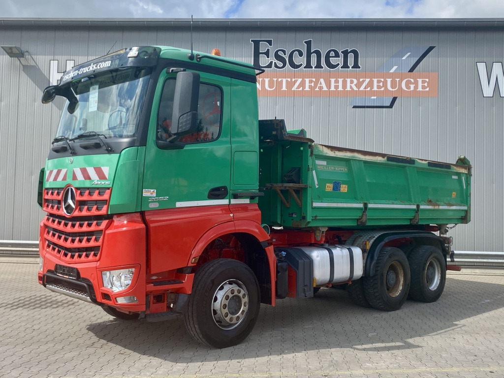 Mercedes-Benz 2652 K Arocs 6x4 - Самоскид вантажівка: фото 2 Mercedes-Benz 2652 K Arocs 6x4 - Самоскид вантажівка: фото 2
