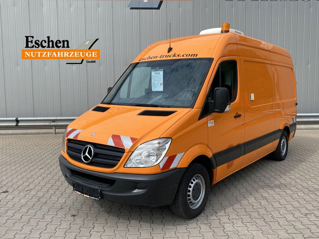 Mercedes-Benz 315 CDI Kamerawagen| PC-Setup*Standklima*RFK*AHK - Мікроавтобус, Пасажирський фургон: фото 1 Mercedes-Benz 315 CDI Kamerawagen| PC-Setup*Standklima*RFK*AHK - Мікроавтобус, Пасажирський фургон: фото 1