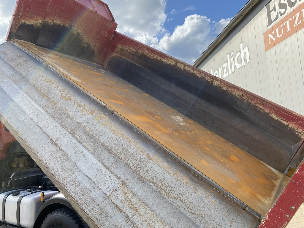 Самоскид вантажівка Mercedes-Benz 3345 6x6: фото 13