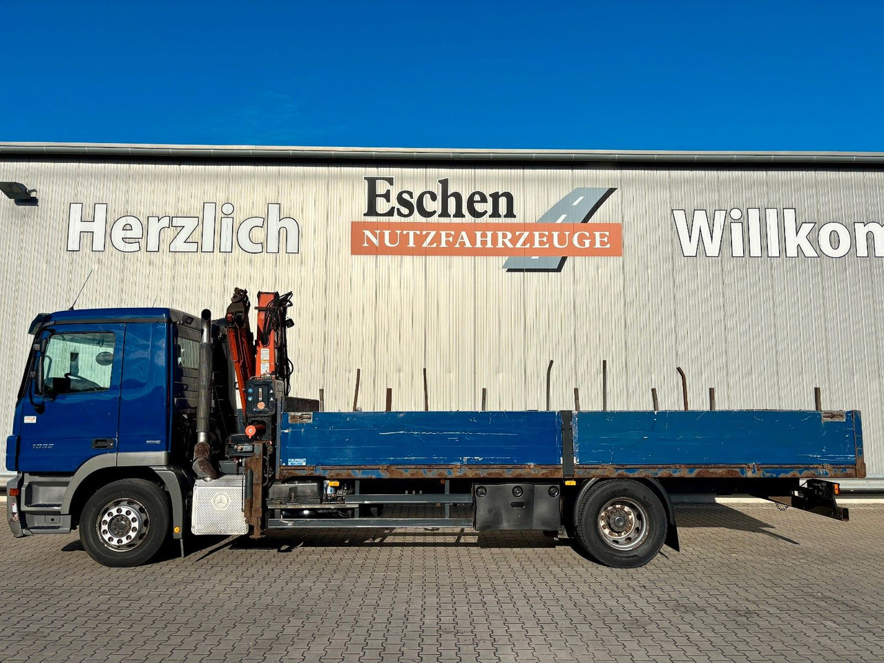 Mercedes-Benz Actros 1832 I Terex 85.2A3*9,10m*Telligent*Klima - Бортова вантажівка/ Платформа, Вантажівка з маніпулятором: фото 3 Mercedes-Benz Actros 1832 I Terex 85.2A3*9,10m*Telligent*Klima - Бортова вантажівка/ Платформа, Вантажівка з маніпулятором: фото 3