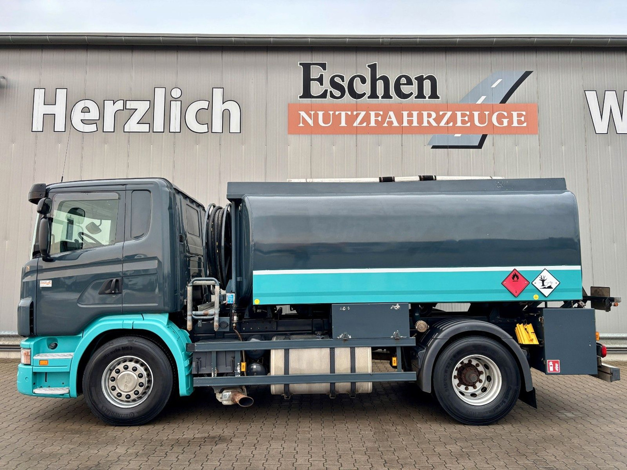 Scania G420 Esterer A3 | 2x Kammern*Oben/Unten*Retarder - Вантажівка цистерна: фото 2 Scania G420 Esterer A3 | 2x Kammern*Oben/Unten*Retarder - Вантажівка цистерна: фото 2