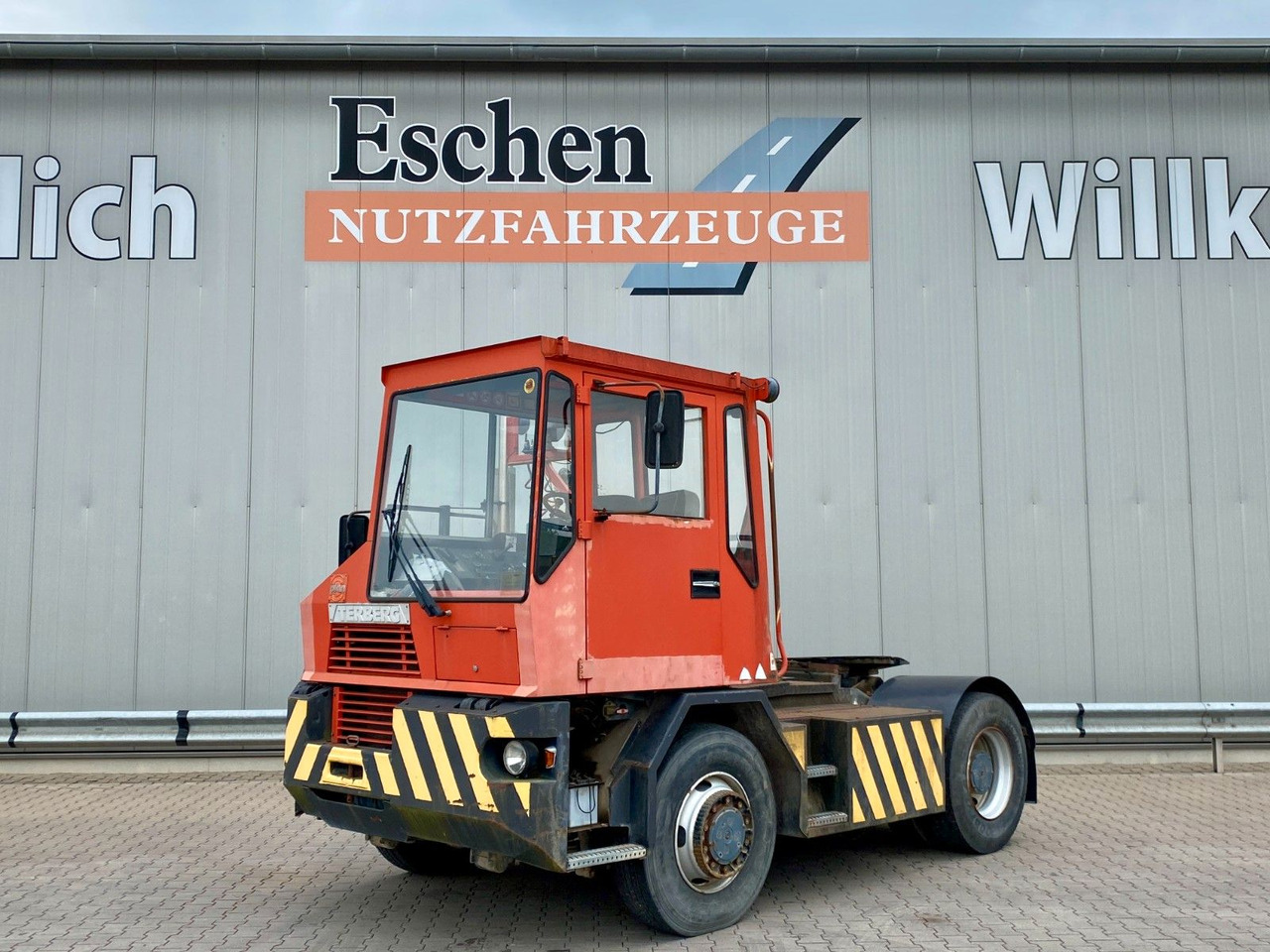 Terberg RT20 4x4 Rangierfahrzeug | Automatik - Термінальний трактор: фото 1 Terberg RT20 4x4 Rangierfahrzeug | Automatik - Термінальний трактор: фото 1