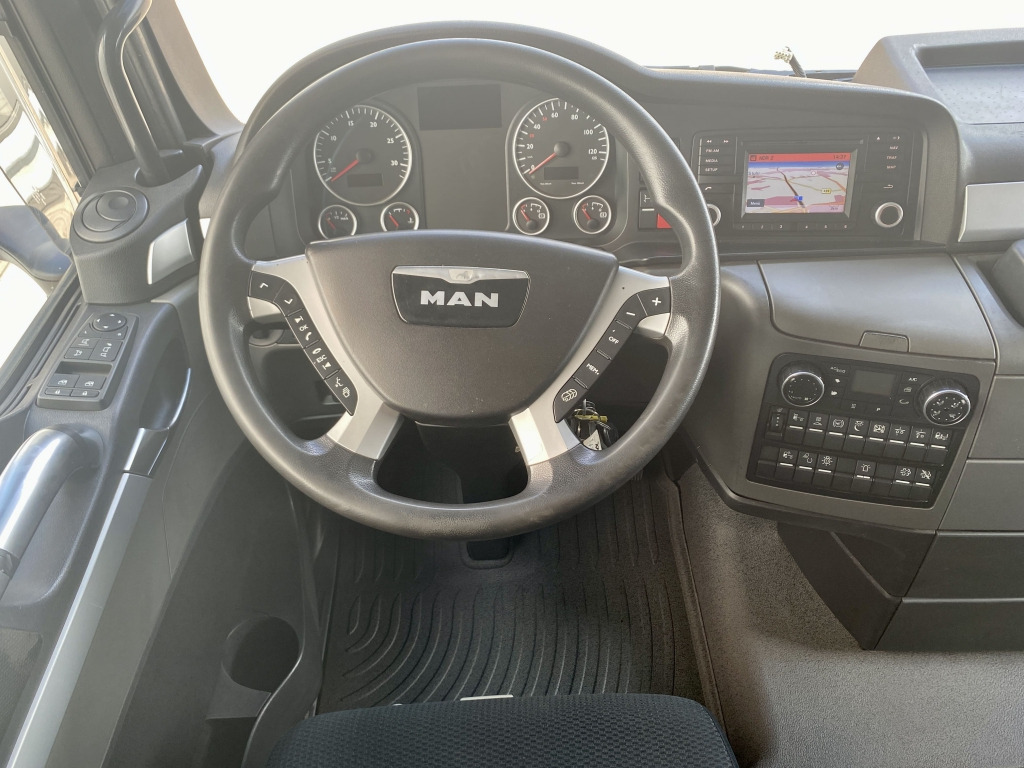 Тягач MAN TGX 18.440 4x2 LLS-U Lowliner: фото 14 Тягач MAN TGX 18.440 4x2 LLS-U Lowliner: фото 14