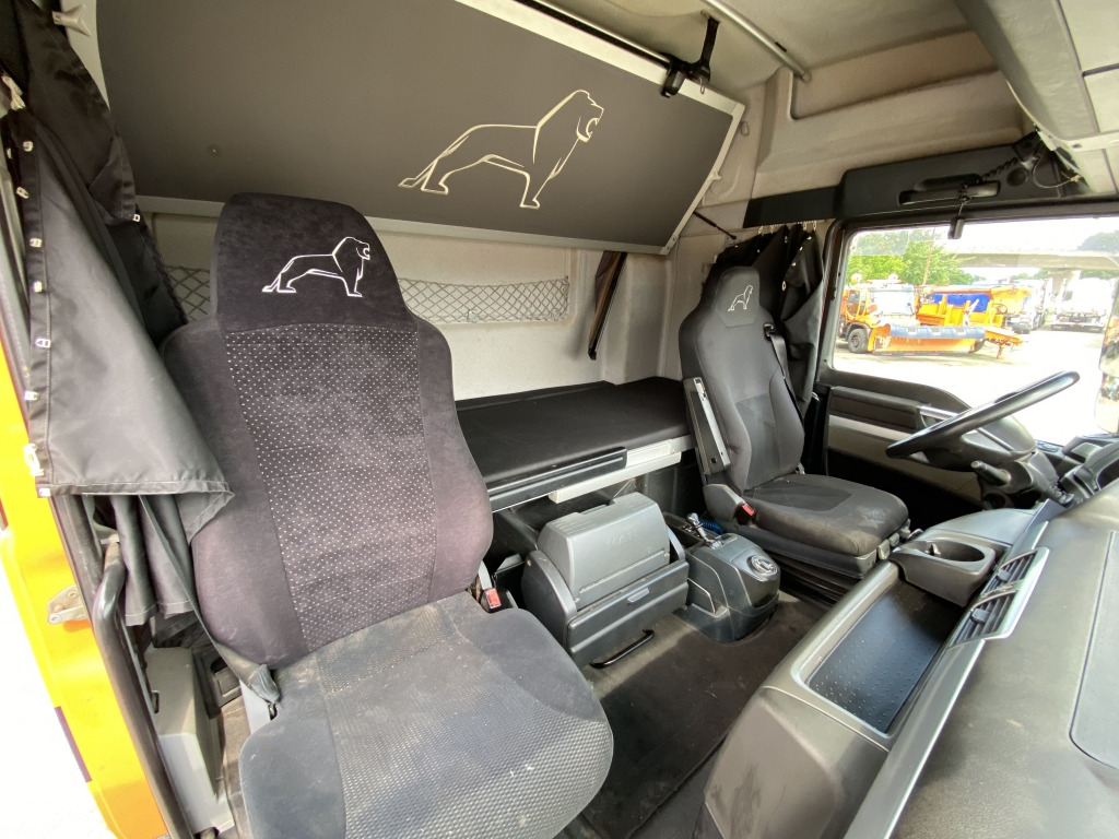 MAN TGX 18.440 4x2 LLS-U Lowliner - Тягач: фото 3 MAN TGX 18.440 4x2 LLS-U Lowliner - Тягач: фото 3