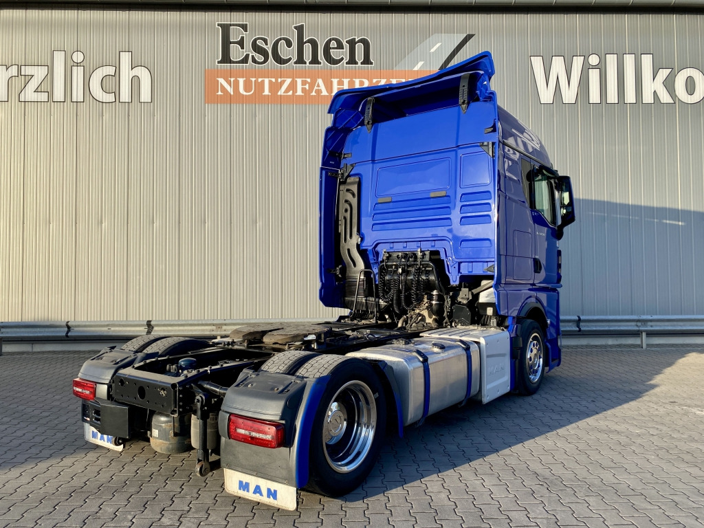 MAN TGX 18.510 4x2 LL / Lowliner - Тягач: фото 3 MAN TGX 18.510 4x2 LL / Lowliner - Тягач: фото 3