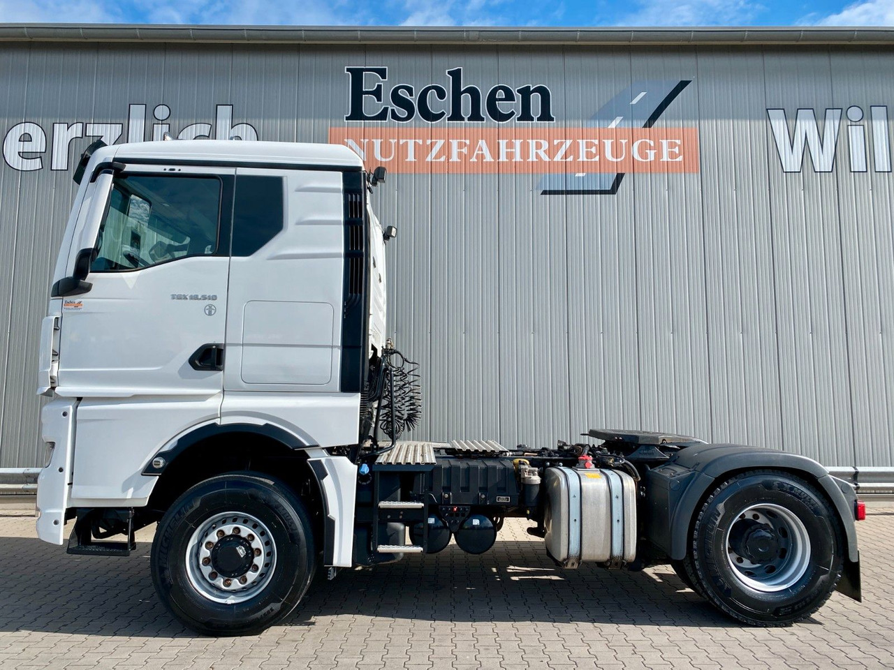 MAN TGX 18.510 4x4 HYDRO | TG3*2x Hydraulik*ACC*Navi - Тягач: фото 2 MAN TGX 18.510 4x4 HYDRO | TG3*2x Hydraulik*ACC*Navi - Тягач: фото 2