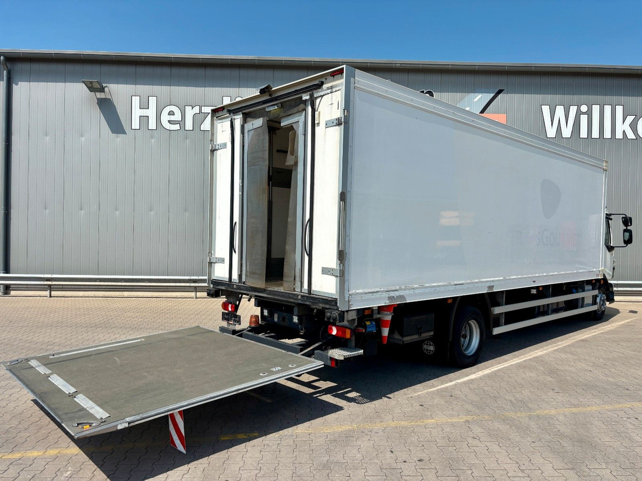 Volvo FL 250|CarrierSupra1250MT*Diesel/Netz*LBW 2.0to. - Рефрижератор вантажівка: фото 5 Volvo FL 250|CarrierSupra1250MT*Diesel/Netz*LBW 2.0to. - Рефрижератор вантажівка: фото 5