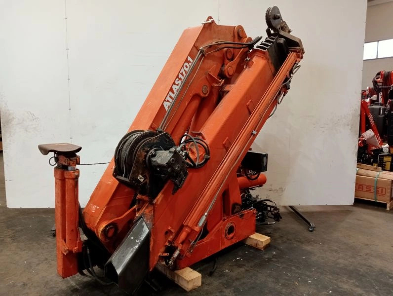 Grúa Atlas AK 170.1 A5 - Кран-маніпулятор в категорії Вантажівки: фото 2 Grúa Atlas AK 170.1 A5 - Кран-маніпулятор в категорії Вантажівки: фото 2