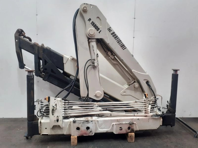 Grúa Bonfiglioli P15000L - Кран-маніпулятор в категорії Вантажівки: фото 3 Grúa Bonfiglioli P15000L - Кран-маніпулятор в категорії Вантажівки: фото 3