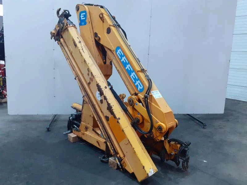 Grúa Effer 105-3s - Кран-маніпулятор в категорії Вантажівки: фото 1 Grúa Effer 105-3s - Кран-маніпулятор в категорії Вантажівки: фото 1