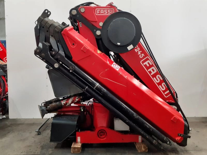 Grúa Fassi F245A.2.26 E-Dynamic - Кран-маніпулятор в категорії Вантажівки: фото 5 Grúa Fassi F245A.2.26 E-Dynamic - Кран-маніпулятор в категорії Вантажівки: фото 5
