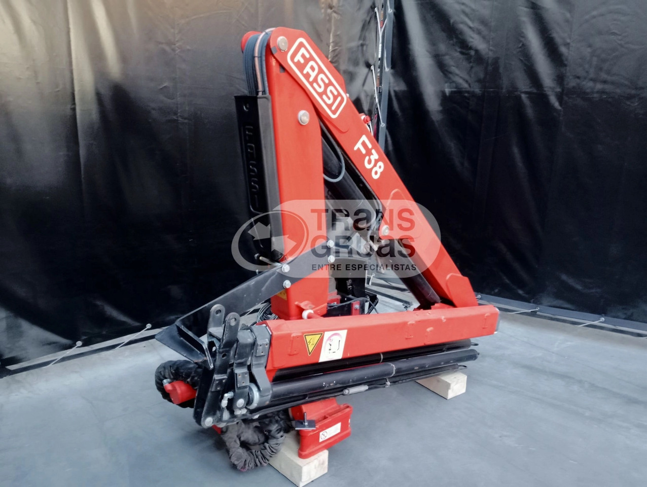 Grúa Fassi F38AF - Кран-маніпулятор в категорії Вантажівки: фото 3 Grúa Fassi F38AF - Кран-маніпулятор в категорії Вантажівки: фото 3
