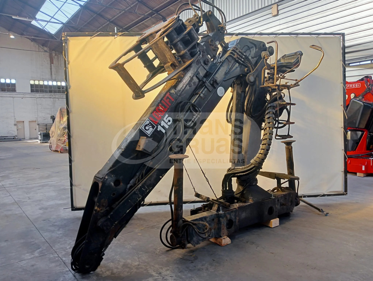 Grúa forestal F115 ZT 93A - Кран-маніпулятор: фото 3 Grúa forestal F115 ZT 93A - Кран-маніпулятор: фото 3