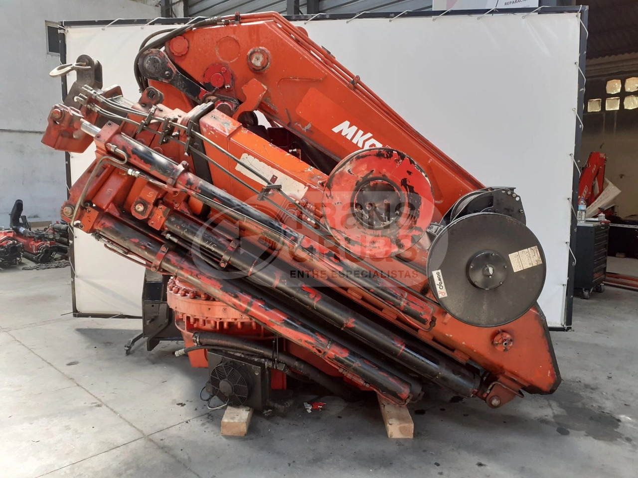 Grúa hidráulica MKG HLK 770 HP - Кран-маніпулятор: фото 1 Grúa hidráulica MKG HLK 770 HP - Кран-маніпулятор: фото 1