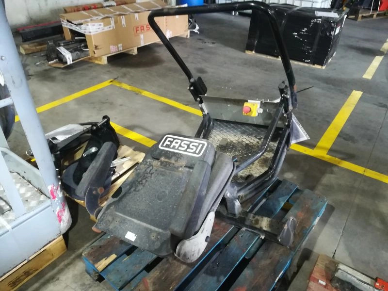 KIT ASIENTO EN COLUMNA FASSI - Сидіння в категорії Крани: фото 2 KIT ASIENTO EN COLUMNA FASSI - Сидіння в категорії Крани: фото 2