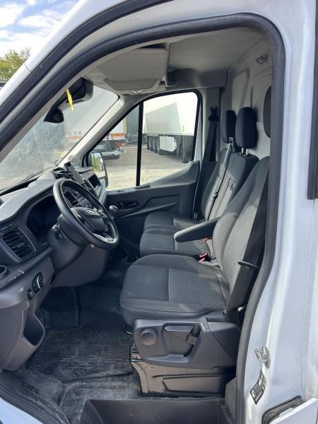 Ford Transit 2.0 - Суцільнометалевий фургон: фото 4 Ford Transit 2.0 - Суцільнометалевий фургон: фото 4