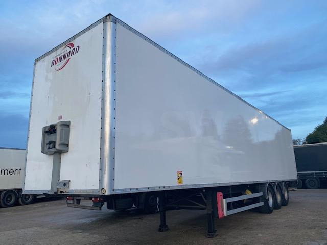 Fruehauf - Закритий кузов напівпричіп: фото 1 Fruehauf - Закритий кузов напівпричіп: фото 1