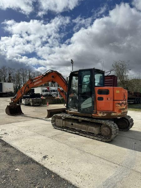 Hitachi ZX85USB-5A - Гусеничний екскаватор: фото 4 Hitachi ZX85USB-5A - Гусеничний екскаватор: фото 4