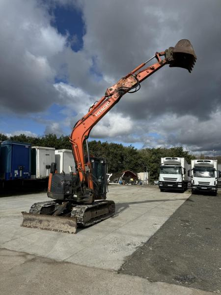 Hitachi ZX85USB-5A - Гусеничний екскаватор: фото 3 Hitachi ZX85USB-5A - Гусеничний екскаватор: фото 3