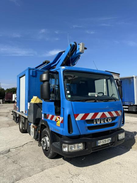 Iveco Eurocargo 100E18 - Автовишка: фото 1 Iveco Eurocargo 100E18 - Автовишка: фото 1
