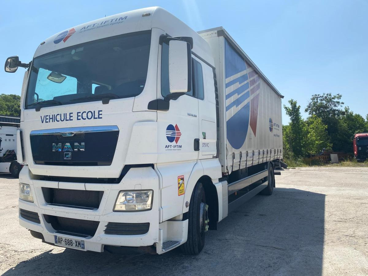 MAN TGX 18.360 - Тентована вантажівка: фото 1 MAN TGX 18.360 - Тентована вантажівка: фото 1