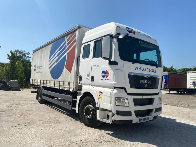 MAN TGX 18.360 - Тентована вантажівка: фото 4 MAN TGX 18.360 - Тентована вантажівка: фото 4