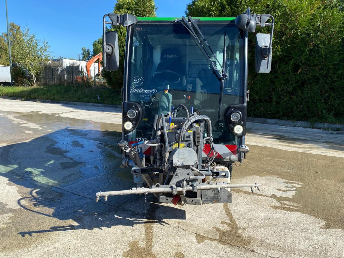 Mathieu Azura MC210 - Підмітально-прибиральна машина: фото 4 Mathieu Azura MC210 - Підмітально-прибиральна машина: фото 4