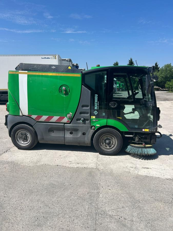Mathieu Azura MC210 - Підмітально-прибиральна машина: фото 5 Mathieu Azura MC210 - Підмітально-прибиральна машина: фото 5
