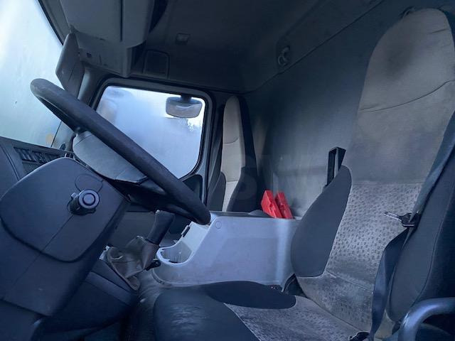 Renault Midlum 180 - Вантажівка з закритим кузовом: фото 4 Renault Midlum 180 - Вантажівка з закритим кузовом: фото 4