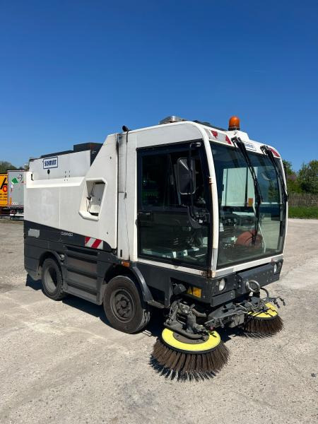Schmidt Clingo 500 Compact 400 - Підмітально-прибиральна машина: фото 1 Schmidt Clingo 500 Compact 400 - Підмітально-прибиральна машина: фото 1