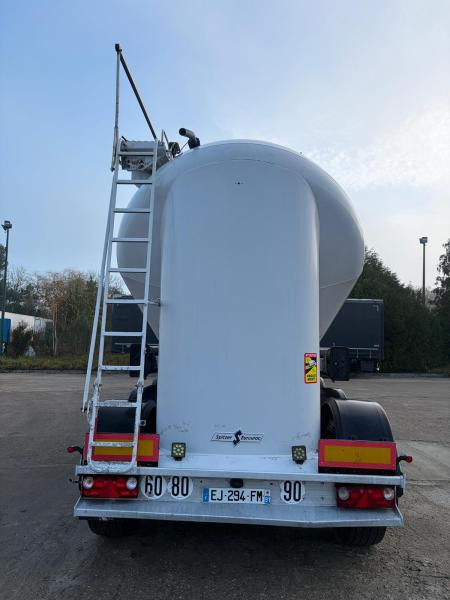 Spitzer - Напівпричіп цистерна: фото 4 Spitzer - Напівпричіп цистерна: фото 4