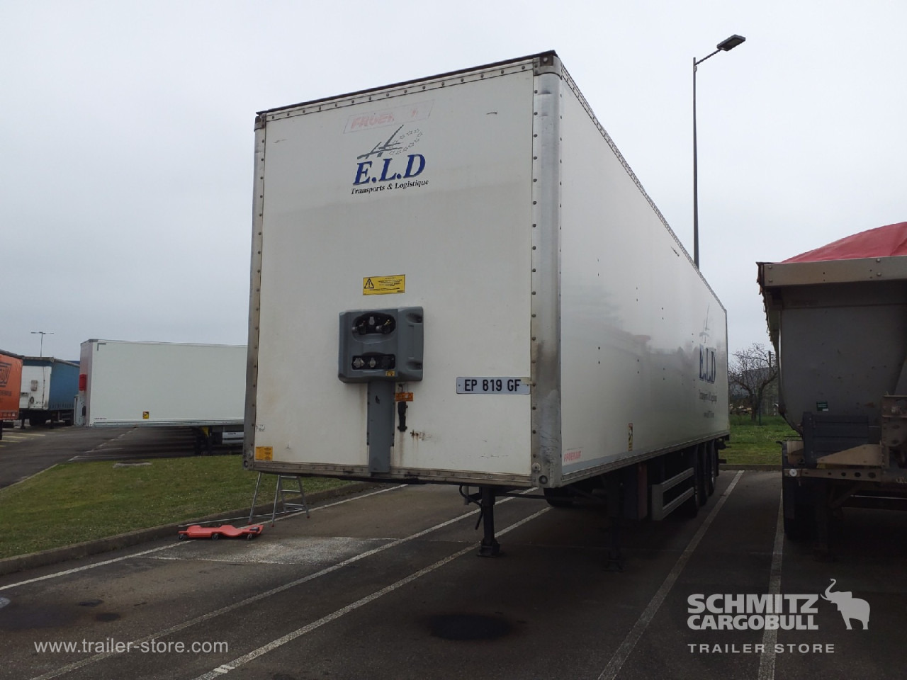 FRUEHAUF Dryfreight Standard Roller shutter door - Закритий кузов напівпричіп: фото 4 FRUEHAUF Dryfreight Standard Roller shutter door - Закритий кузов напівпричіп: фото 4
