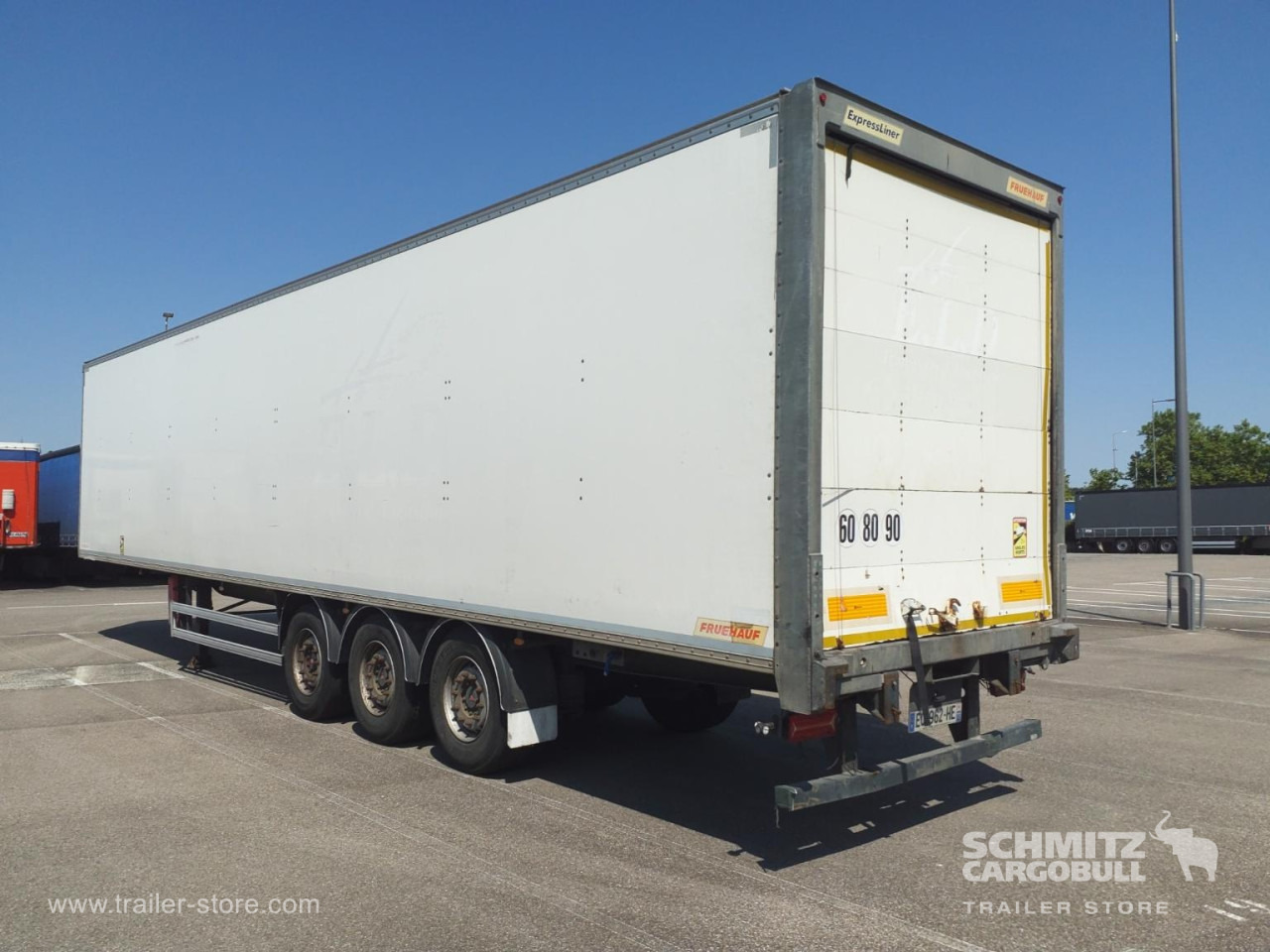 FRUEHAUF Dryfreight Standard Roller shutter door - Закритий кузов напівпричіп: фото 5 FRUEHAUF Dryfreight Standard Roller shutter door - Закритий кузов напівпричіп: фото 5