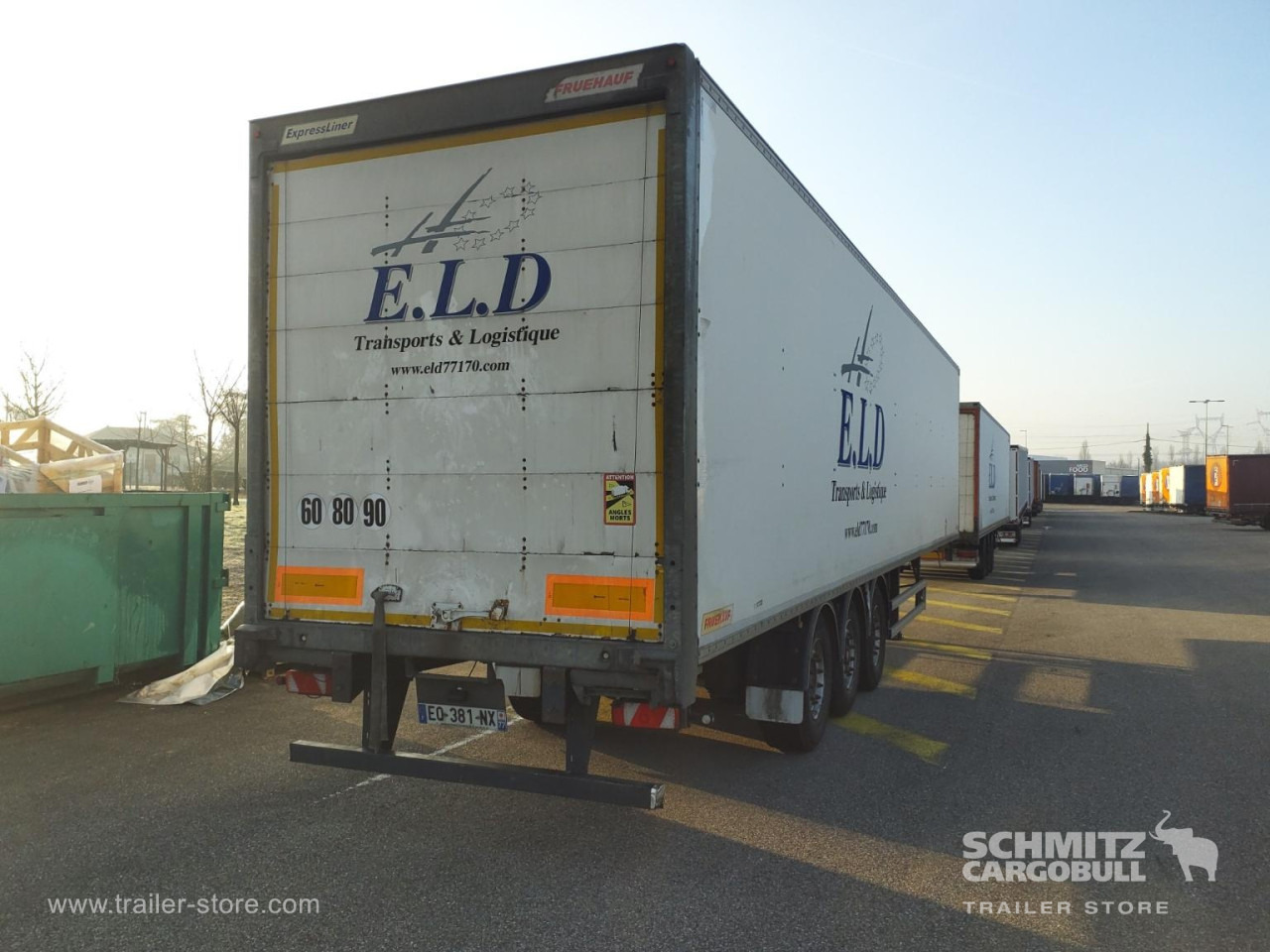 FRUEHAUF Dryfreight Standard Roller shutter door - Закритий кузов напівпричіп: фото 5 FRUEHAUF Dryfreight Standard Roller shutter door - Закритий кузов напівпричіп: фото 5