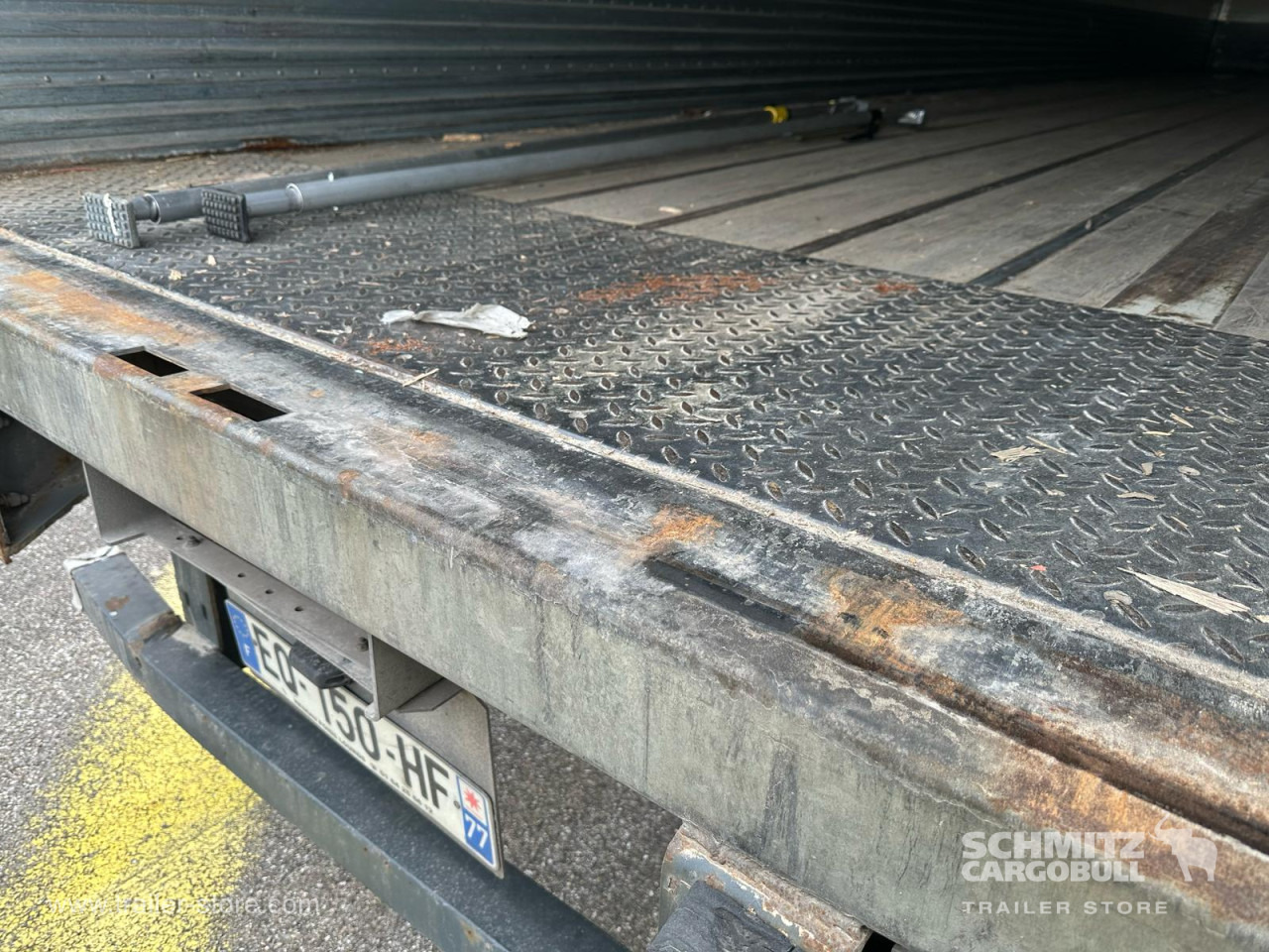FRUEHAUF Dryfreight Standard Roller shutter door - Закритий кузов напівпричіп: фото 4 FRUEHAUF Dryfreight Standard Roller shutter door - Закритий кузов напівпричіп: фото 4