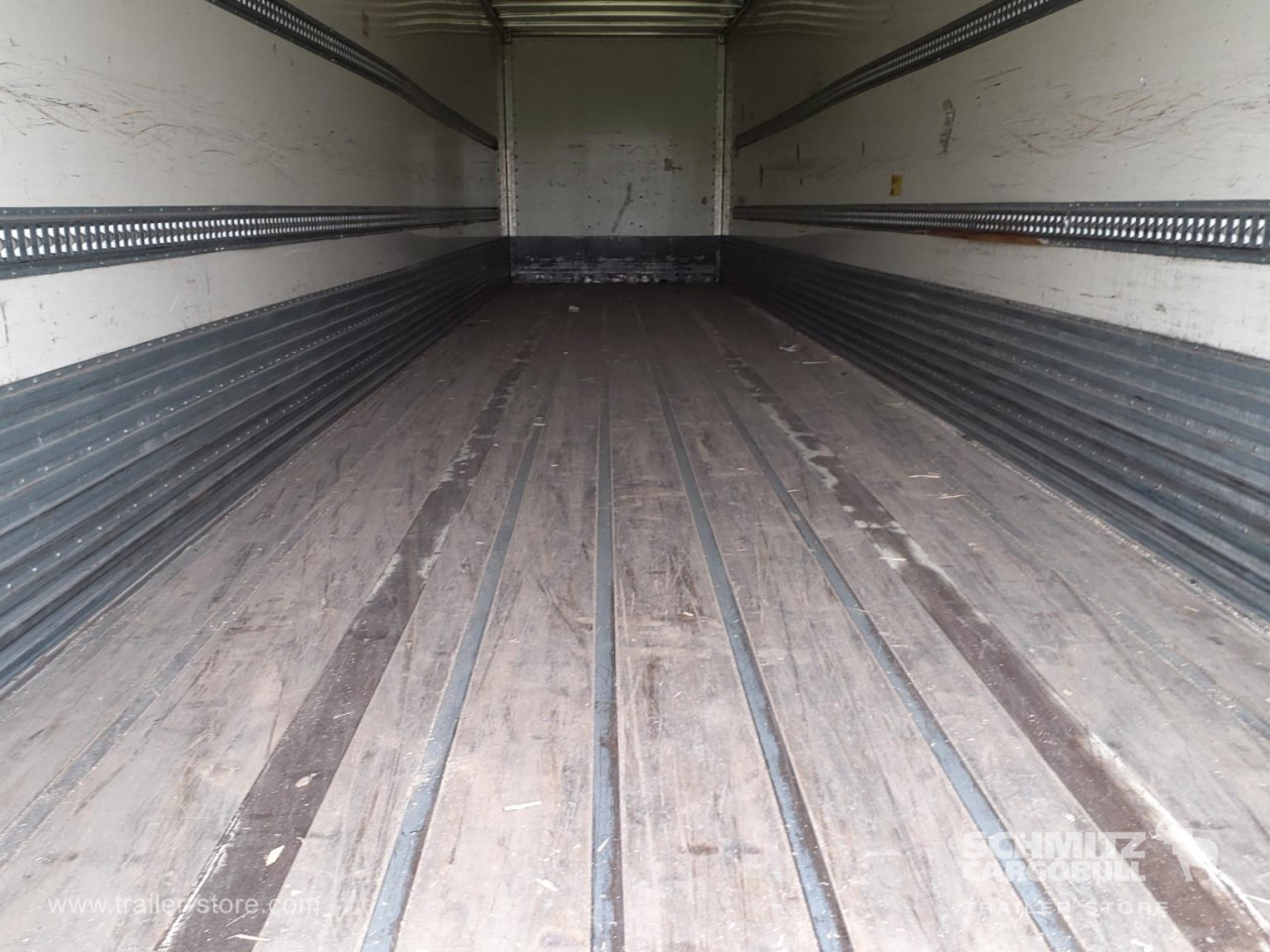FRUEHAUF Dryfreight Standard Roller shutter door - Закритий кузов напівпричіп: фото 3 FRUEHAUF Dryfreight Standard Roller shutter door - Закритий кузов напівпричіп: фото 3