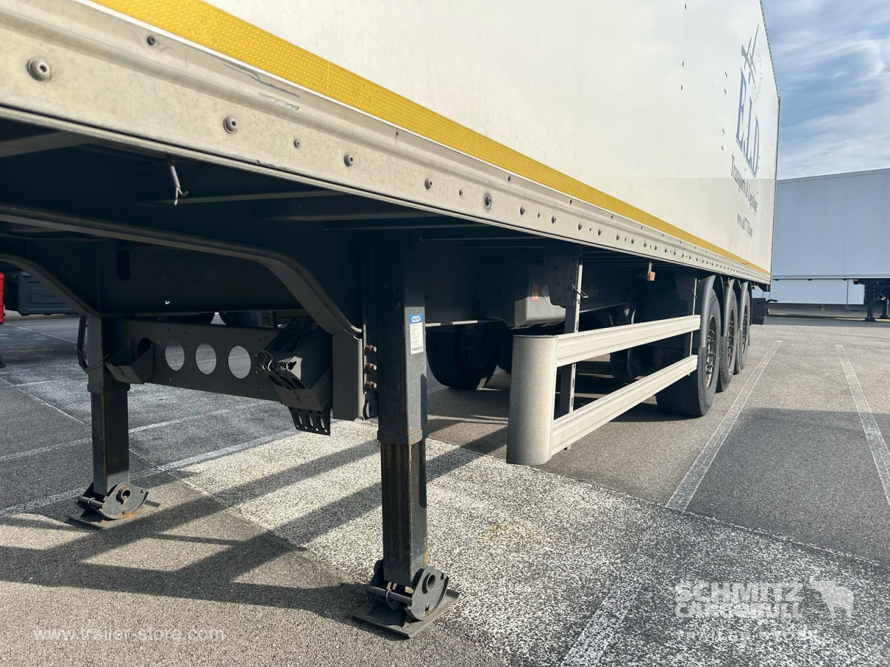 LECI TRAILER Dryfreight Standard Roller shutter door - Закритий кузов напівпричіп: фото 2 LECI TRAILER Dryfreight Standard Roller shutter door - Закритий кузов напівпричіп: фото 2