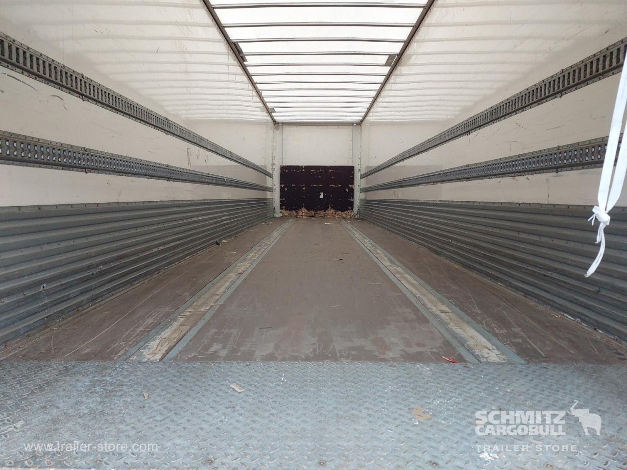 LECI TRAILER Dryfreight Standard Roller shutter door - Закритий кузов напівпричіп: фото 3 LECI TRAILER Dryfreight Standard Roller shutter door - Закритий кузов напівпричіп: фото 3