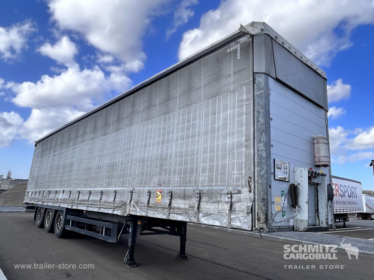 SCHMITZ Curtainsider Mega - Тентований напівпричіп: фото 1 SCHMITZ Curtainsider Mega - Тентований напівпричіп: фото 1