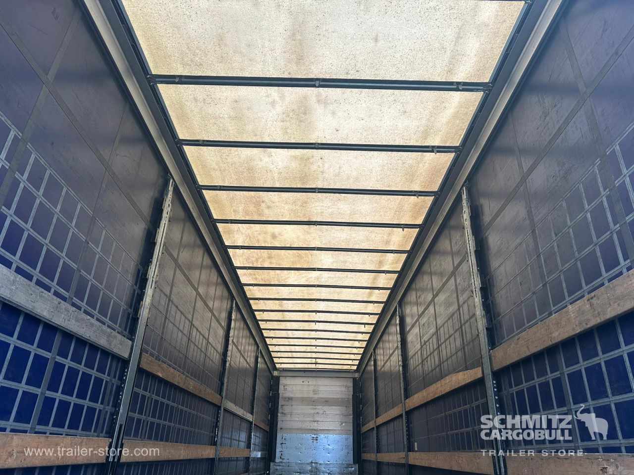 SCHMITZ Curtainsider Mega - Тентований напівпричіп: фото 5 SCHMITZ Curtainsider Mega - Тентований напівпричіп: фото 5