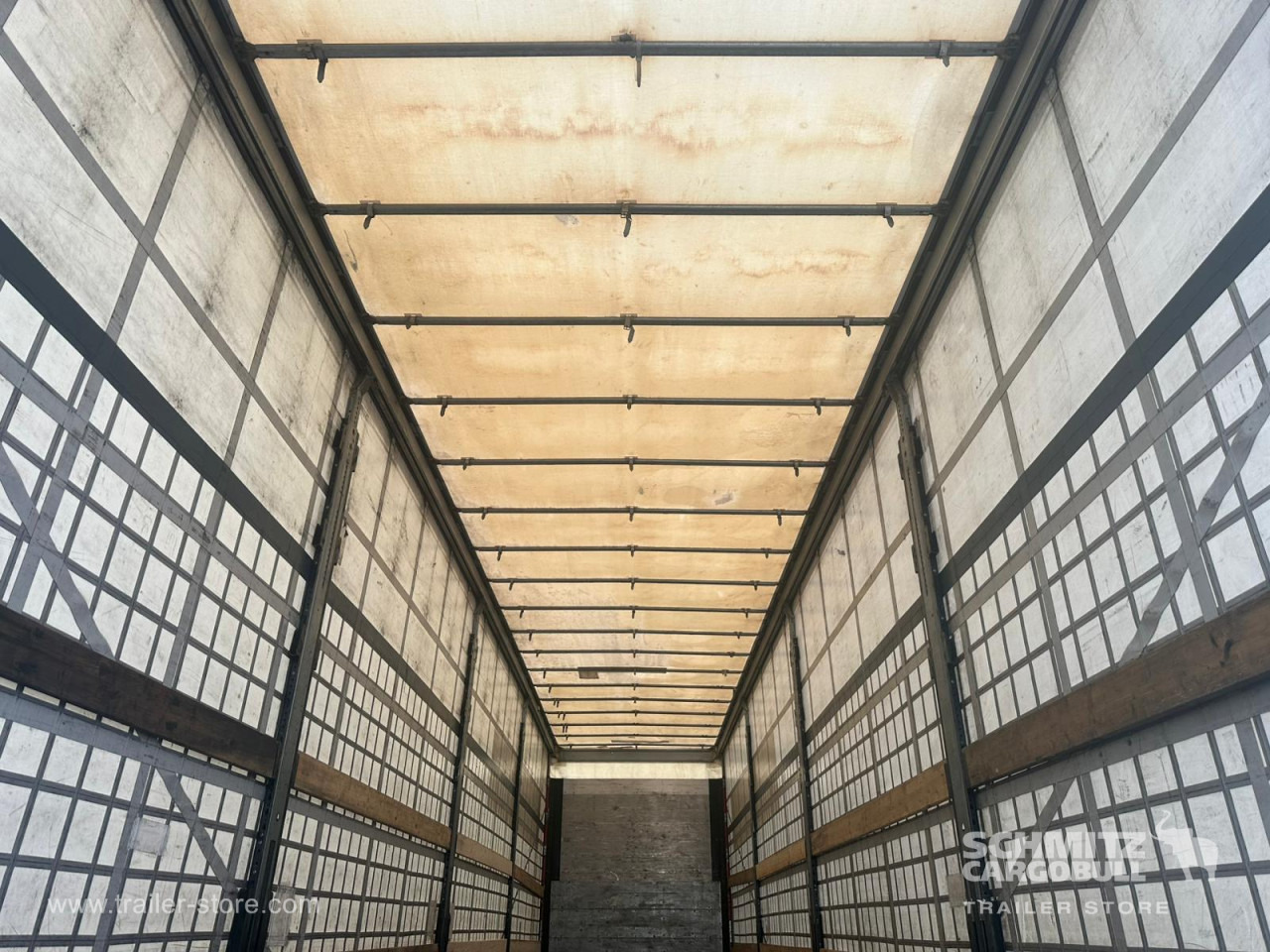 SCHMITZ Curtainsider Standard - Тентований напівпричіп: фото 5 SCHMITZ Curtainsider Standard - Тентований напівпричіп: фото 5