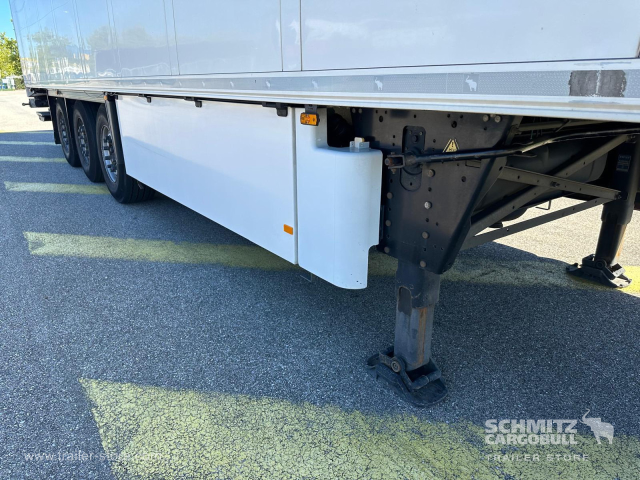 SCHMITZ Reefer Multitemp Double deck Taillift - Ізотермічний напівпричіп: фото 3 SCHMITZ Reefer Multitemp Double deck Taillift - Ізотермічний напівпричіп: фото 3